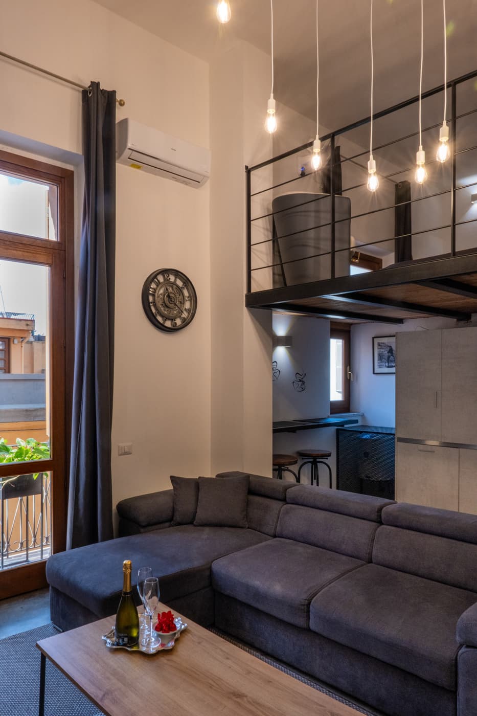 My Exclusive Cavour – Loft 201
