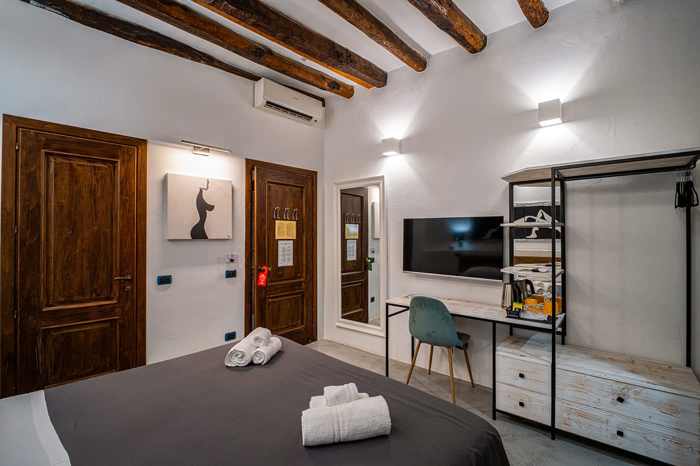 C&O Savoia Deluxe Rooms I – Camera 2
