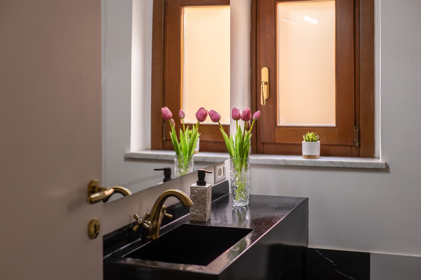 My Exclusive Cavour – Loft 101