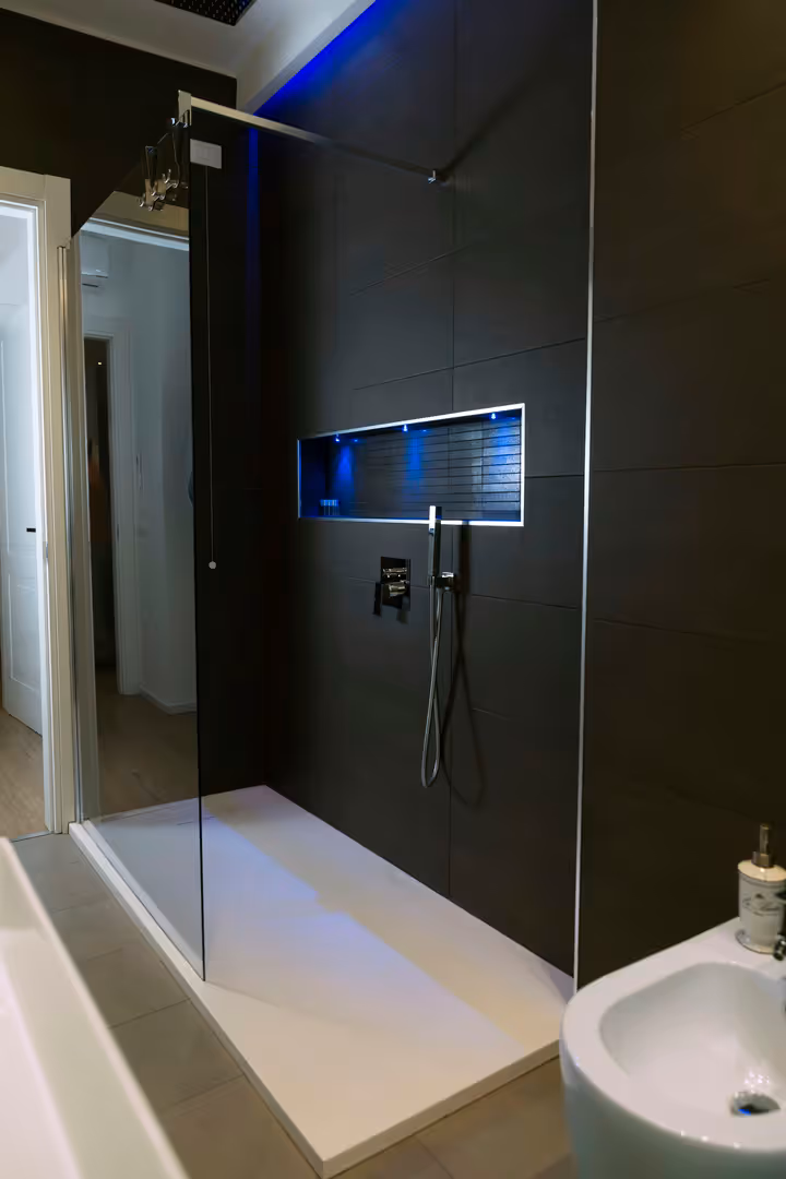 C&O Luxury Suite – Standard Room