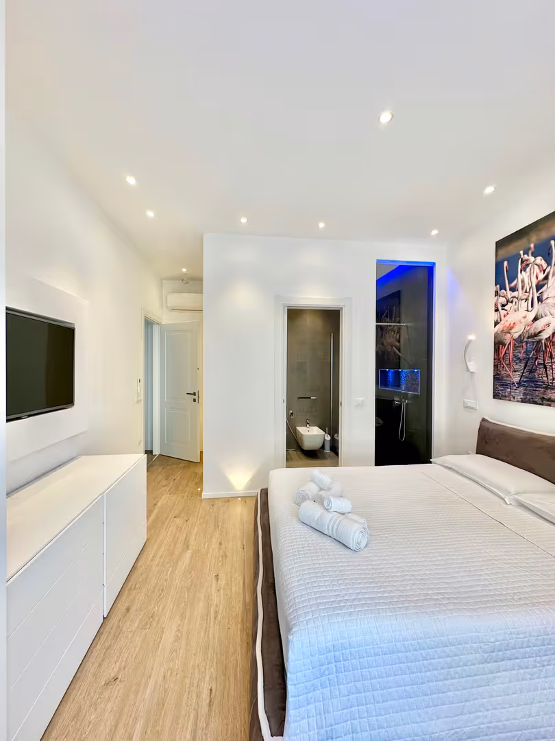 C&O Luxury Suite – Deluxe Suite