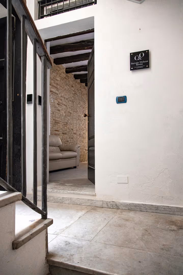 69bd73052e4db74a5231e8ce savoia deluxe room 1 1