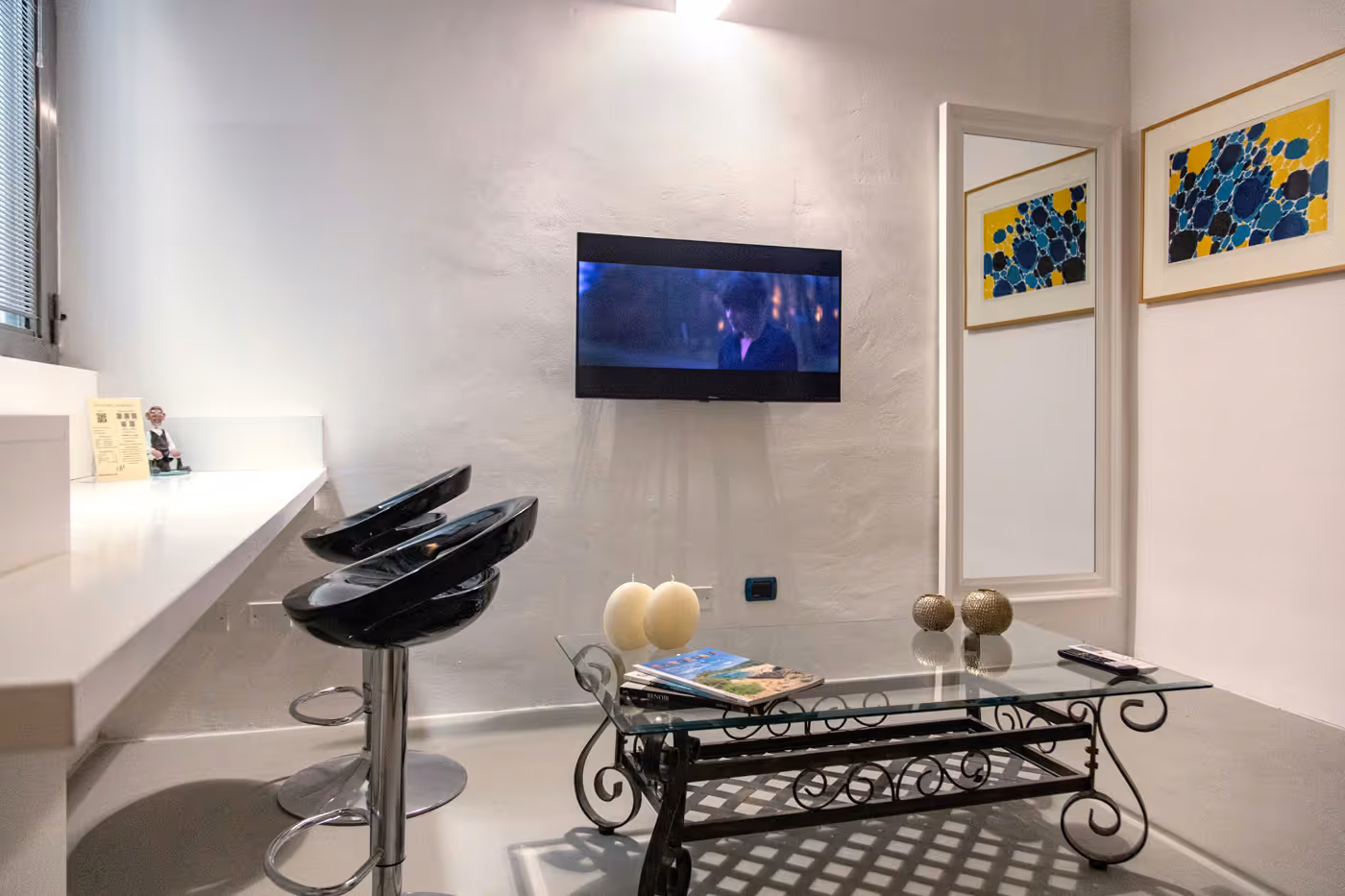 69bd73052e4db74a5231e8e1 savoia deluxe room 1 2