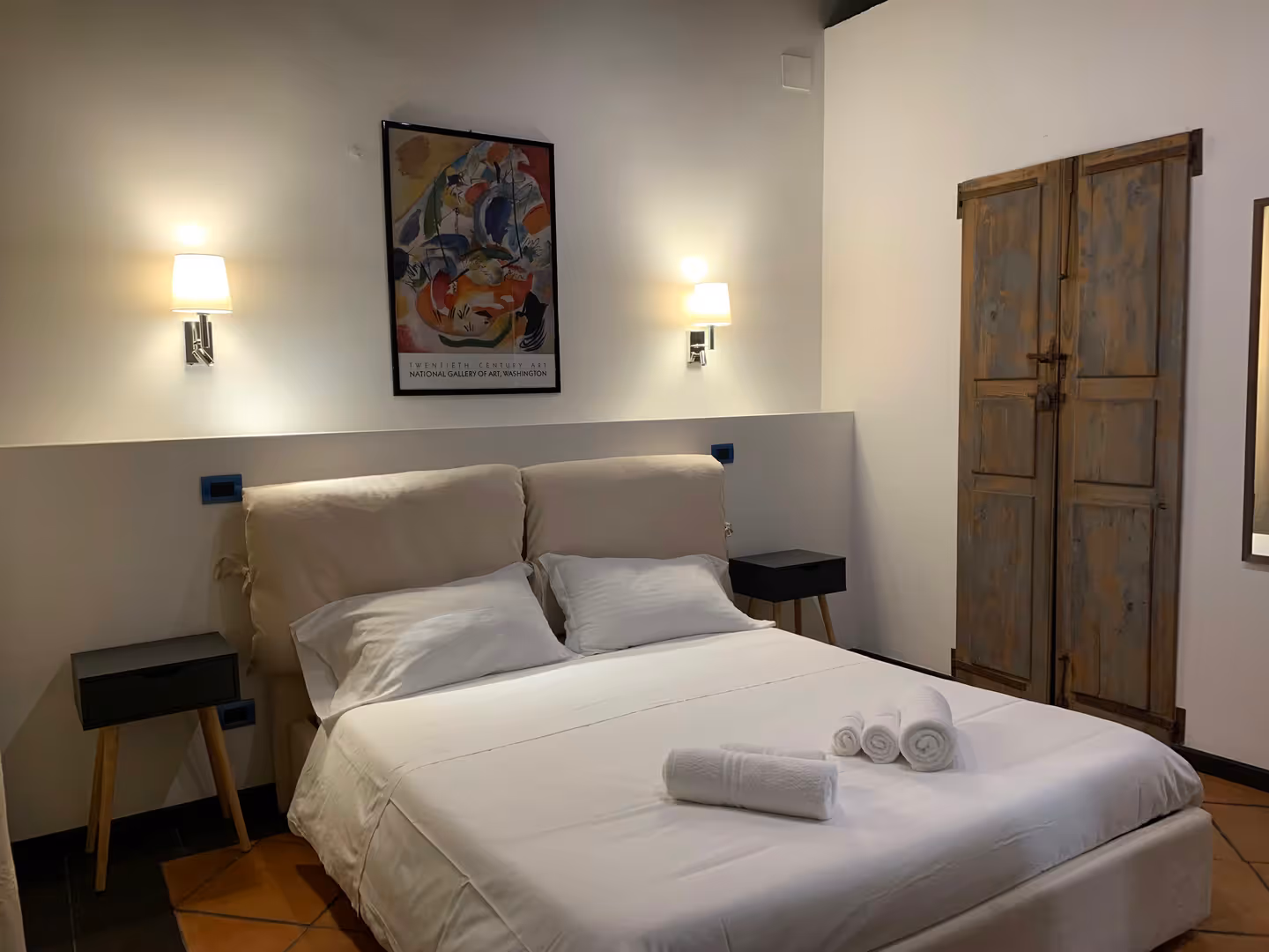69bd73052e4db74a5231e8f7 savoia deluxe rooms ii camera 6 copertina