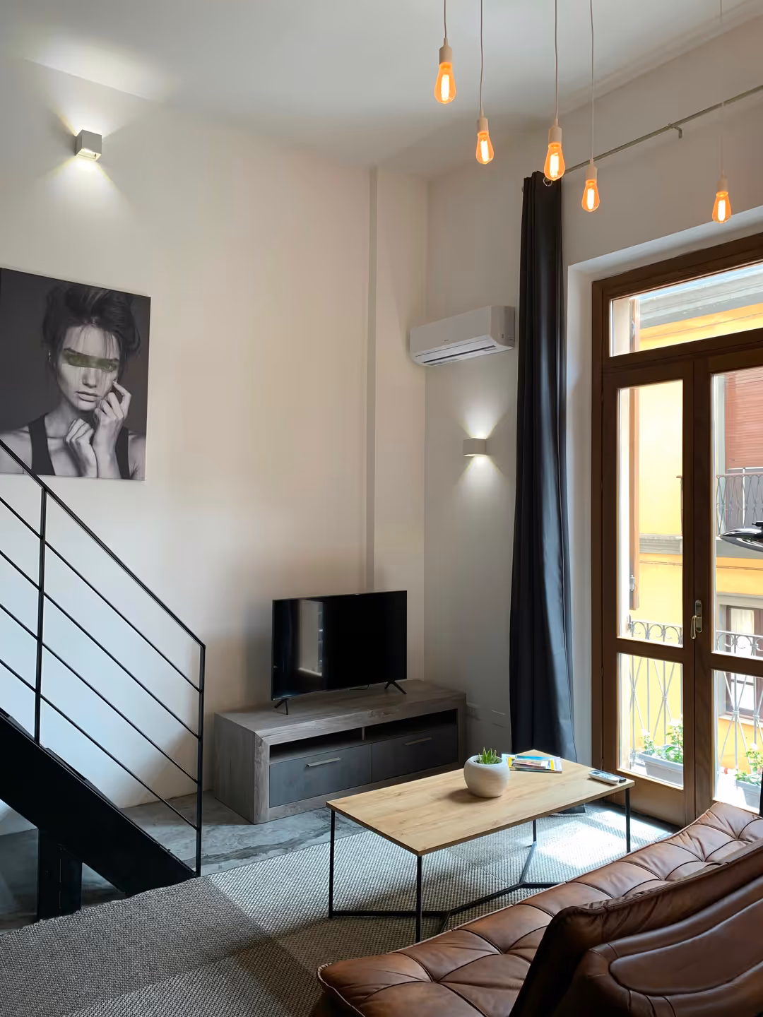 69bd73052e4db74a5231e98f my exclusive cavour loft 102 copertina