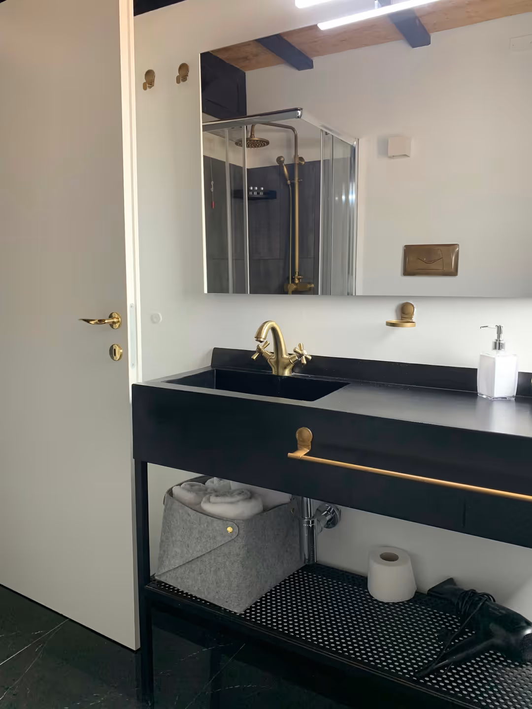69bd73052e4db74a5231e99a my exclusive cavour loft 301 2